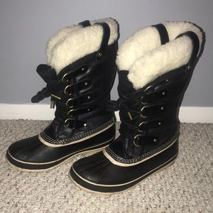 Sorel Joan of Arctic boots